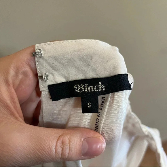 Black Brand Womens Sz S Cream Sleeveless Tank Blouse Flowy High Neck - Picture 8 of 8